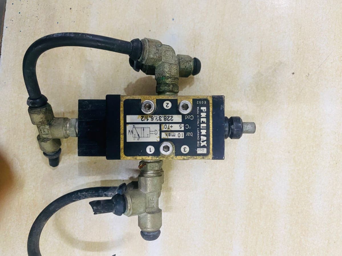 Used Pneumax Solenoid Valve – High-Performance Pneumatic Directional Control Valve Used Part - Used Pneumax Solenoid Valve – High-Performance Pneumatic Directional Control Valve
