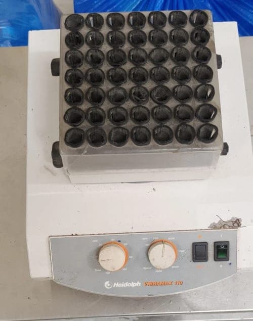Refurbished Heidolph Vibramax 110 Orbital Vibrating Shaker with Tube Rack Refurbished Heidolph Vibramax 110 Orbital Vibrating Shaker with Tube Rack - Refurbished laboratory equipment