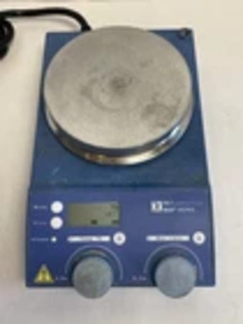 Digital Laboratory Hotplate Magnetic Stirrer with Temperature and Speed Controls-IKA Refurbished Digital Laboratory Hotplate Magnetic Stirrer with Temperature and Speed Controls-IKA