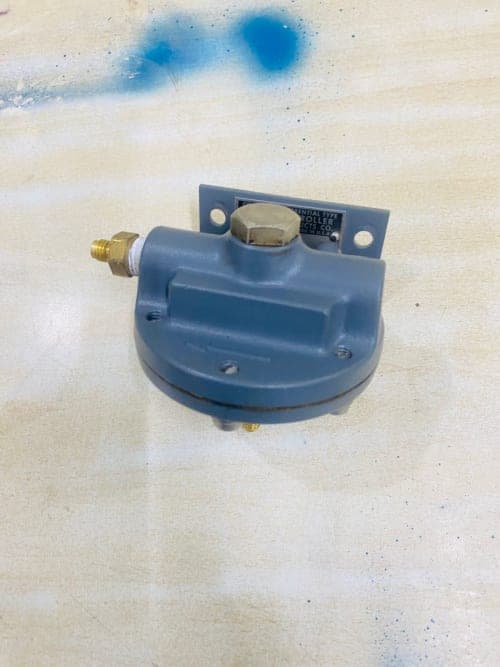 Moore Constant Differential Type Flow Controller, Model B/M 63BU Refurbished Moore Constant Differential Type Flow Controller, Model B/M 63BU
