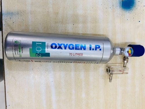 Lupin Portable Medical Oxygen Cylinder 70 Litres – Lightweight, Refillable, and Reliable Oxygen Supply Refurbished Lupin Portable Medical Oxygen Cylinder 70 Litres – Lightweight, Refillable, and Reliable Oxygen Supply