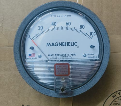 Laboratory Chemistry Analyzer – Pressure-Controlled System with Magnehelic Differential Pressure Gauge Refurbished Laboratory Chemistry Analyzer – Pressure-Controlled System with Magnehelic Differential Pressure Gauge